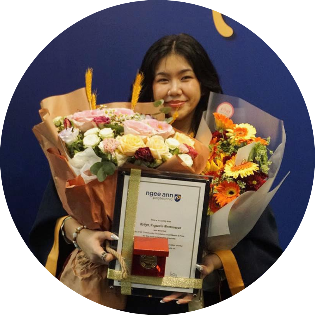 Robyn Augustin Promsuwan (Valedictorian)