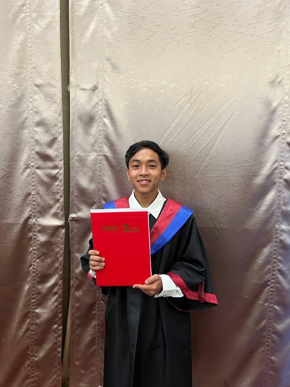 Muhammad Nurhazim Bin Rusmadi